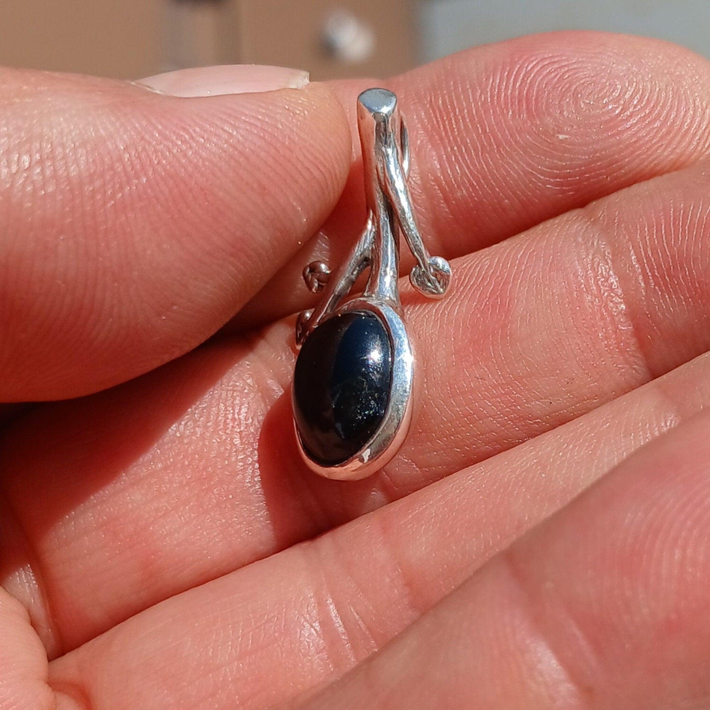 Colgante Hoja con Diopsido Estrella Negra – Plata Esterlina 925